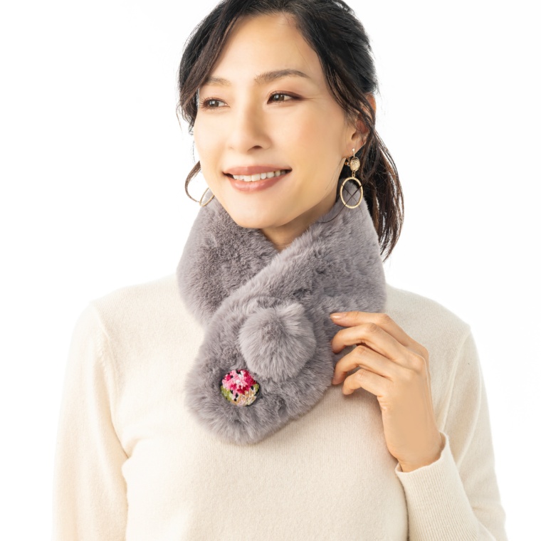 レイクアルスター シェニール織くるみフェイクファーボンボンストール  