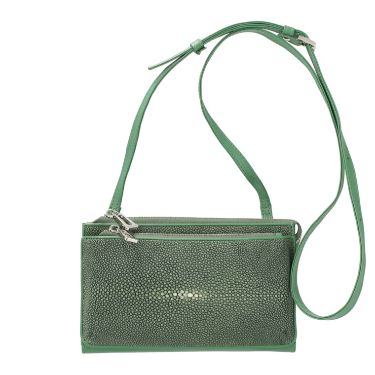 Pellistella ショルダーウォレット ネット限定