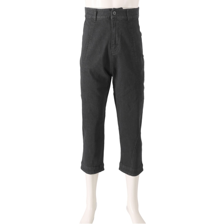 Lucca Uomo alla moda 大人のストレッチデニム