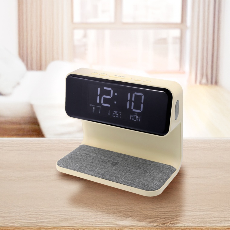 スマホの充電ができる目覚まし時計 ネット限定カラー