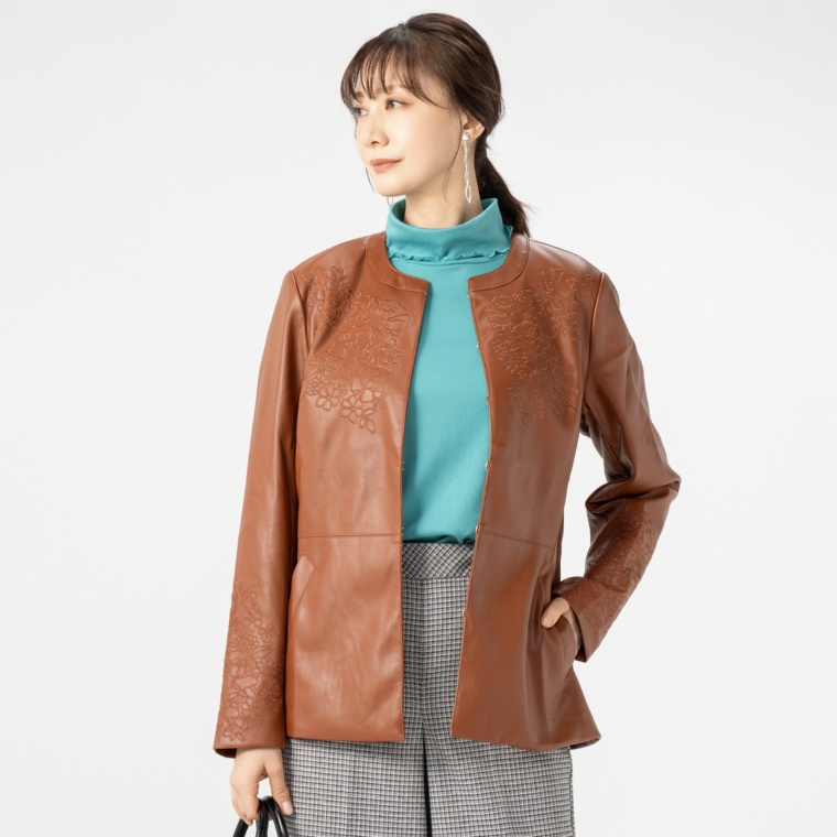 Isaac Mizrahi Liveフェイクレザー刺繍入りジャケット