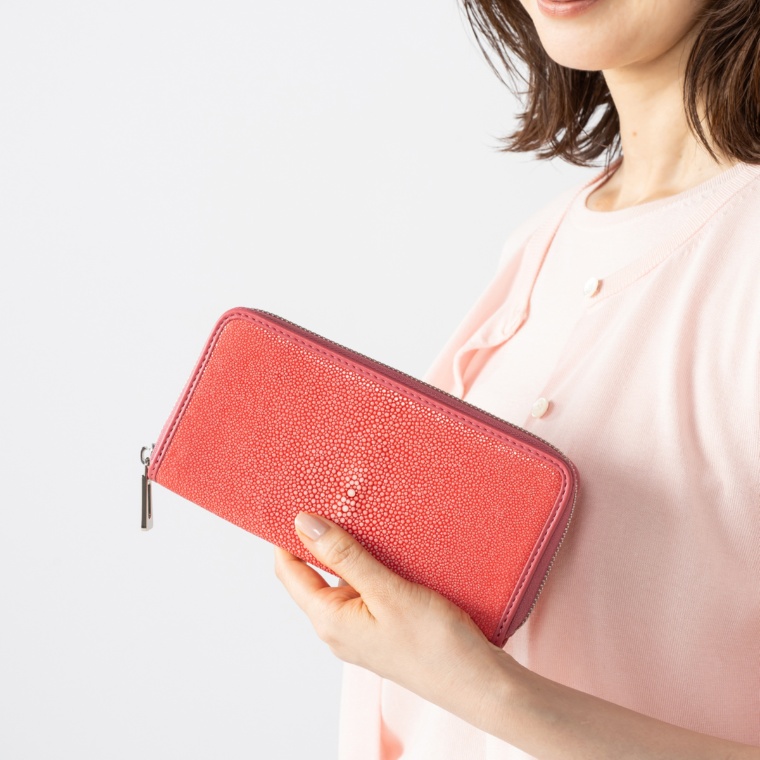 Pellistella ロングウォレット