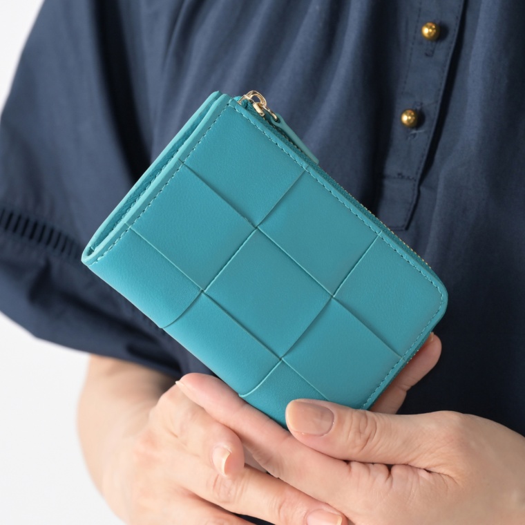 ピュアモエナ イタリアンシープスキンメッシュデザインマルチウォレット