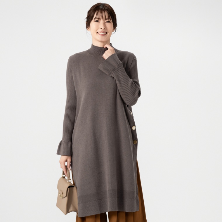 anatelier ボタンアクセント ニットジレアンサンブル