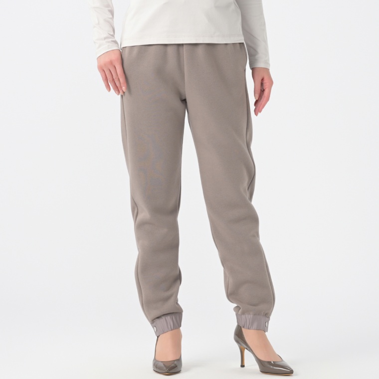 MASAGO 裏毛テーパードシルエット裾開きパンツ