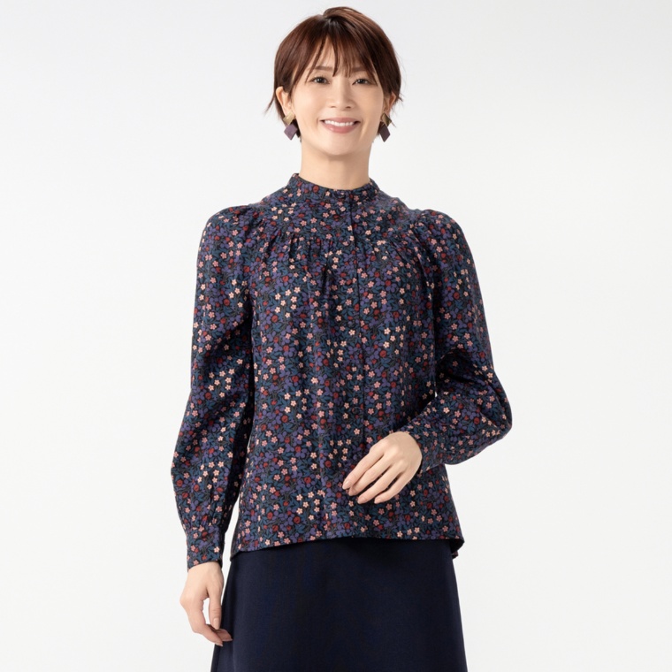 ピープルツリー V&A クローバー柄ギャザーブラウス