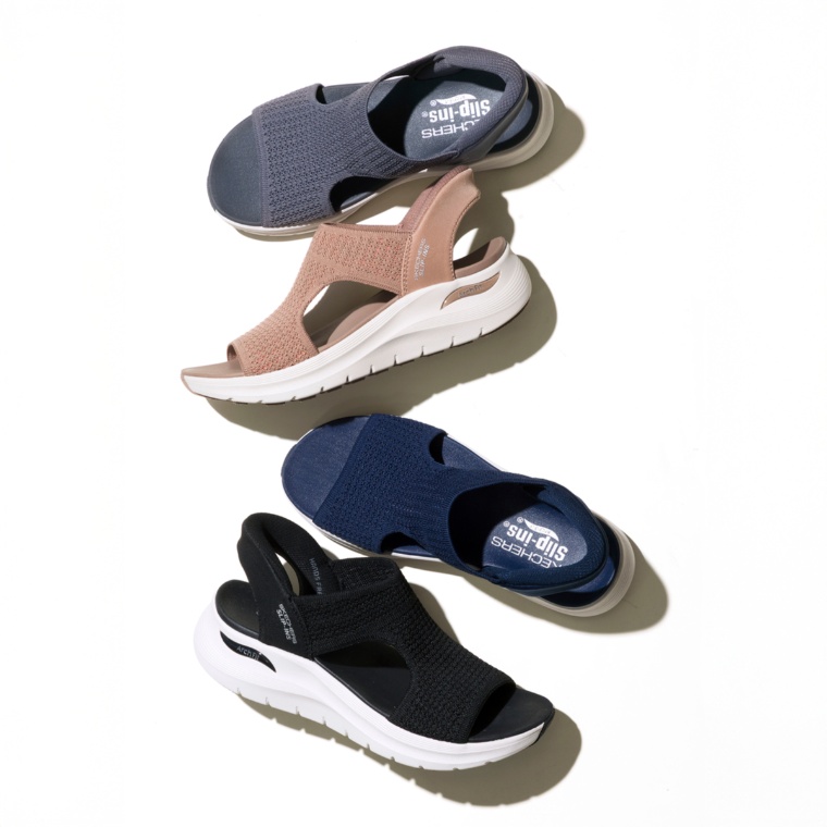 スケッチャーズ ハンズフリーSlip-ins マイエブリデーサンダル