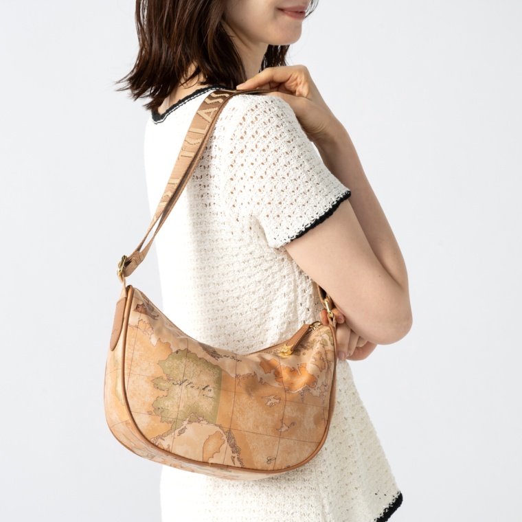 プリマクラッセ リポーターショルダーバッグ