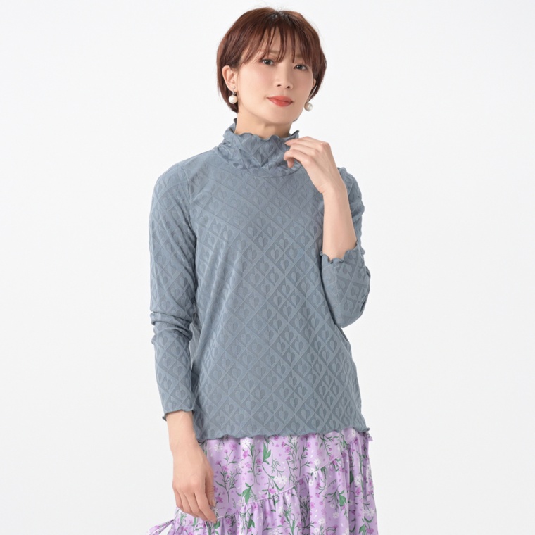 &LOVE 幾何ハートのとろみふりるプルオーバー