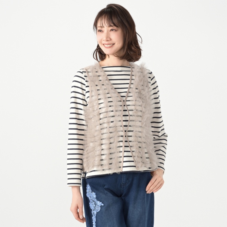 &LOVE 着映えが叶うチュールふりるジレ