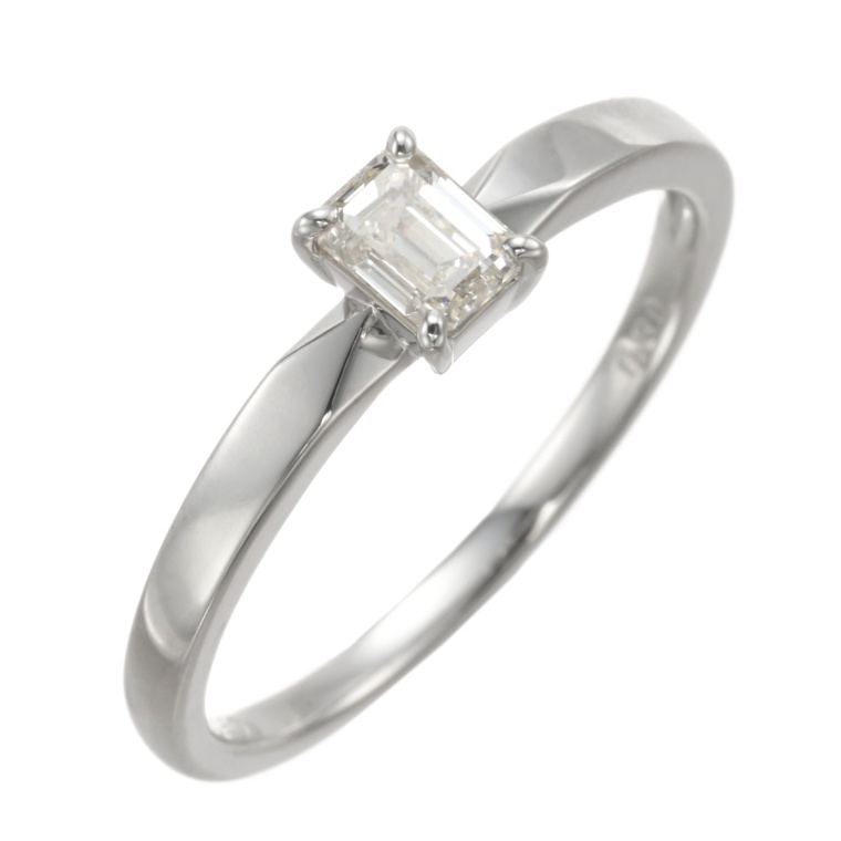 ボツワナ産エメラルドカットダイヤ PTソリティアリング0.30ctUP