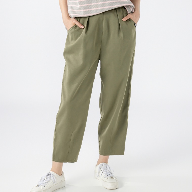 UNILOA3C チノクロステーパードパンツ