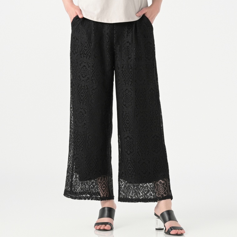 CARRIERE 華やかレースセミワイドパンツ