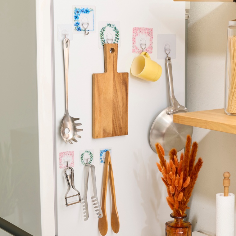 貼って剥がせる吸着フック 耐荷重約2.2kg 12点