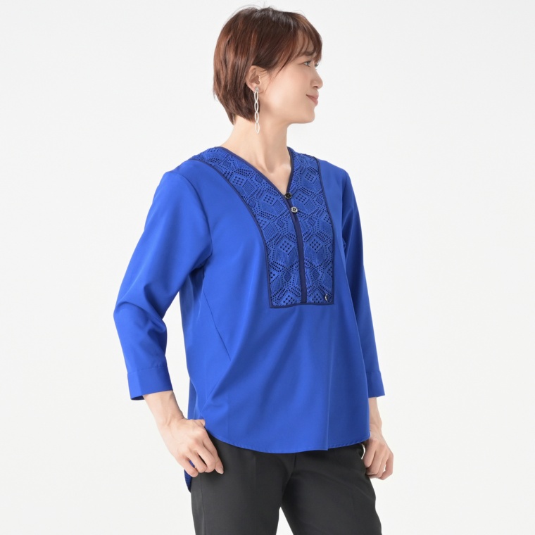 PCD 幾何柄レースアクセントのVネックシャツプルオーバー