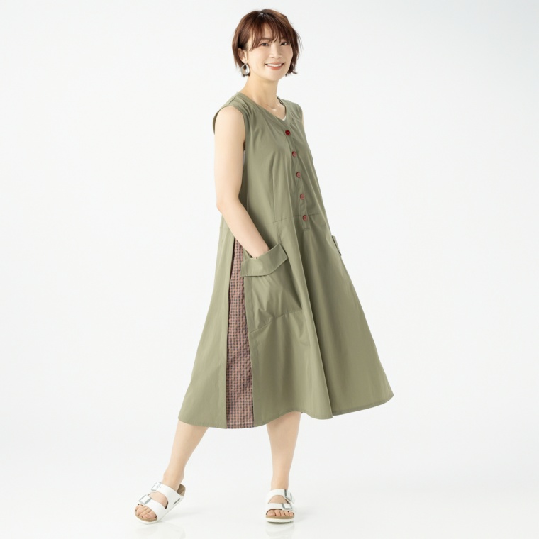 KawaiOkada Vネックゆったりジャンパースカート