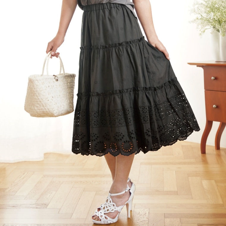 JEWEL MORRY’S表地コットン100%スカラップ刺繍スカート