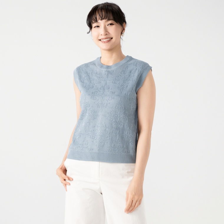 CARRIERE 柄編みノースリーブニットプルオーバー