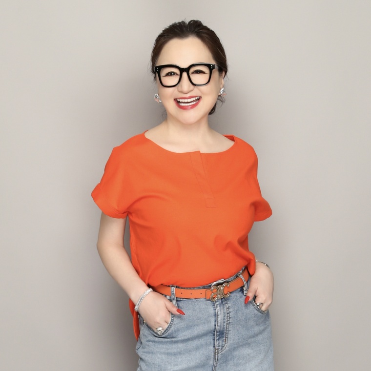 Anne Coquine ストレッチフレンチリネンターンバックブラウス