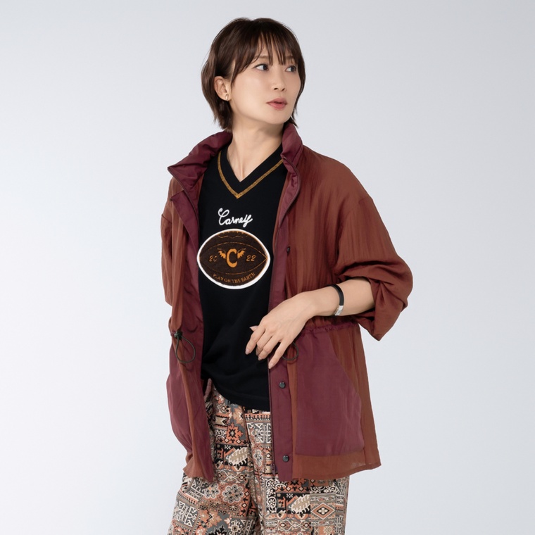 Carney フード内蔵シアーライトジャケット