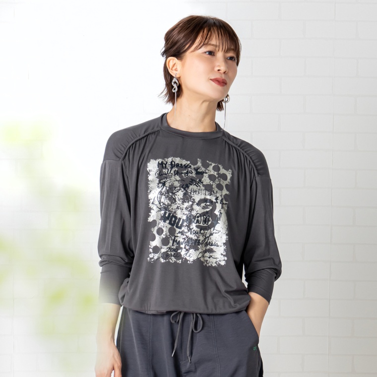 calma 箔プリント シルク混プルオーバー