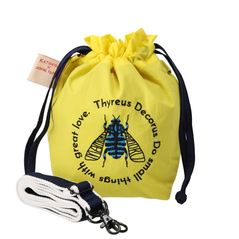 KATOKOA mamoru 巾着ポーチ[ルリモンハナバチ]