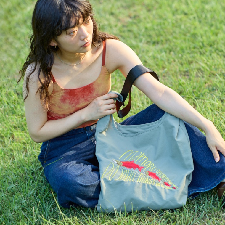 KATOKOA mamoru バッグ[大] [ベニザケ]