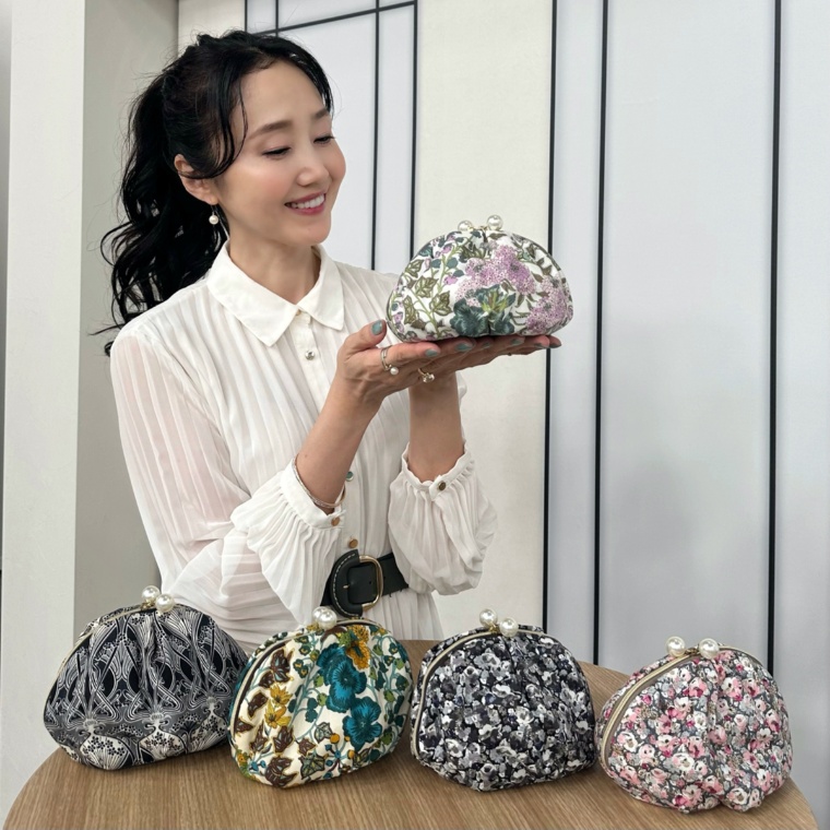 IM リバティプリント ふわかるギャザーポーチ