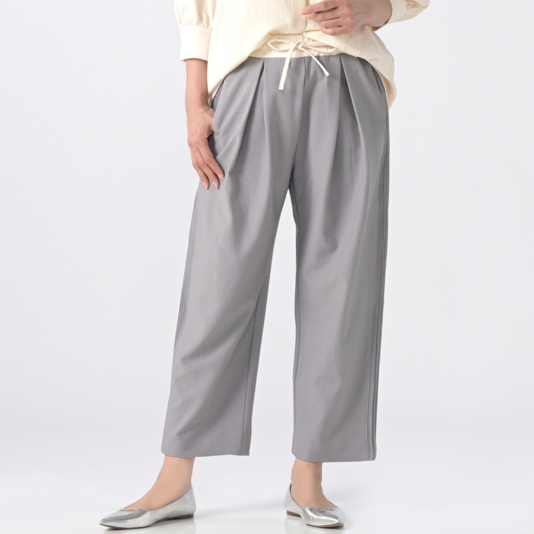 ROHERBE タックアクセント イージーテーパードパンツ