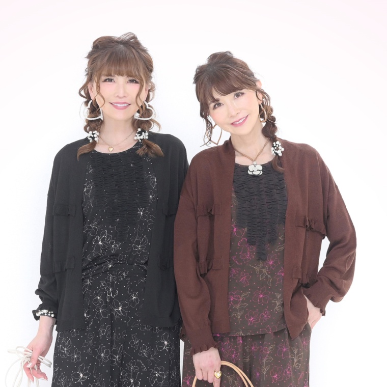 &LOVE 滑らかタッチなツインふりるラメニットカーデ