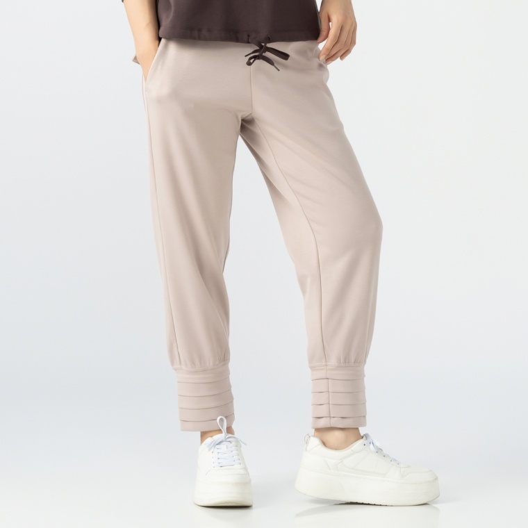 MASAGO ダンボールニットテーパードパンツ