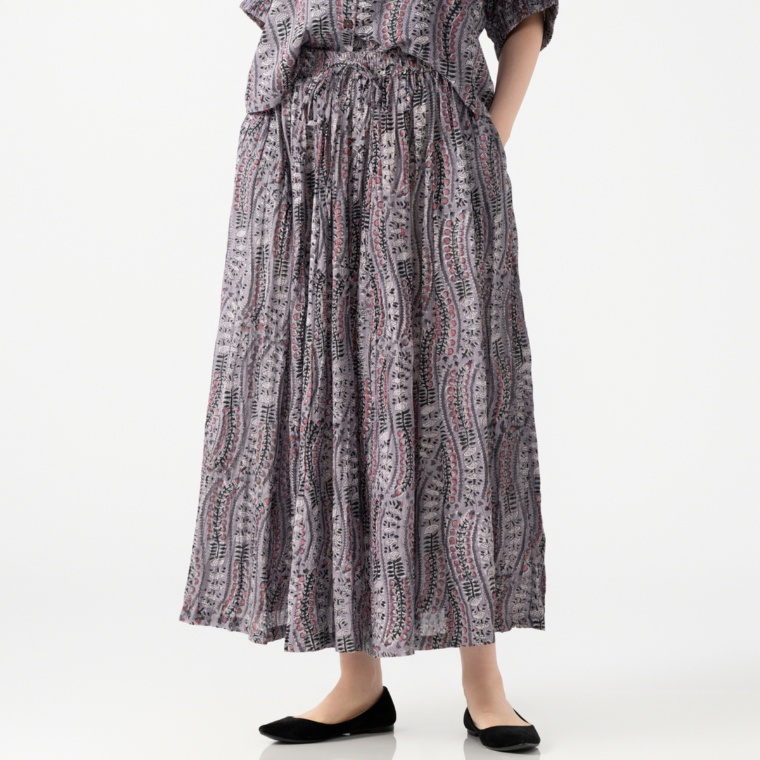 myM ブロックプリントスカート