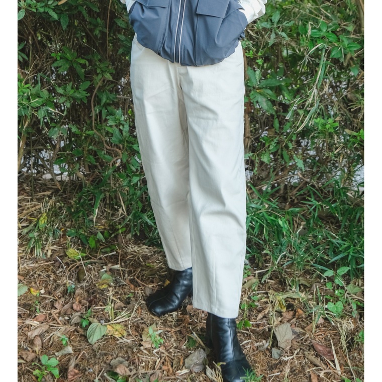 Carney コクーンシルエット クロップドワークパンツ