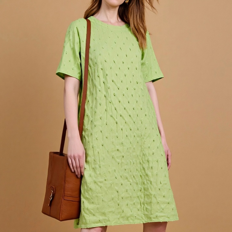 Provadorタック刺繍の肌離れが良いチュニックワンピース