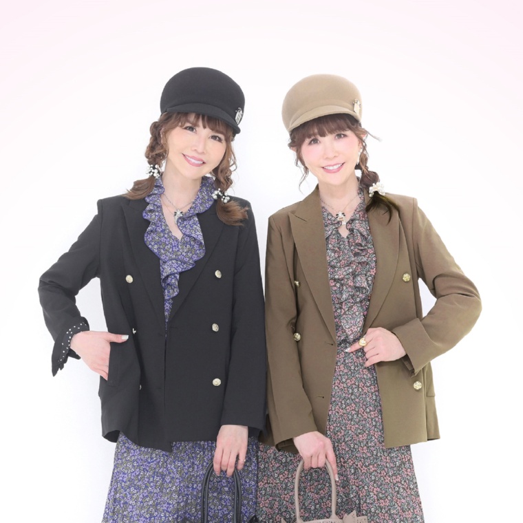 &LOVE 軽くて伸びて楽チンなピークドラペルジャケット