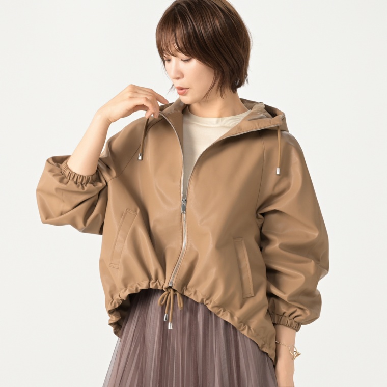 インベルナーレ コーティングレザーフーディーブルゾン