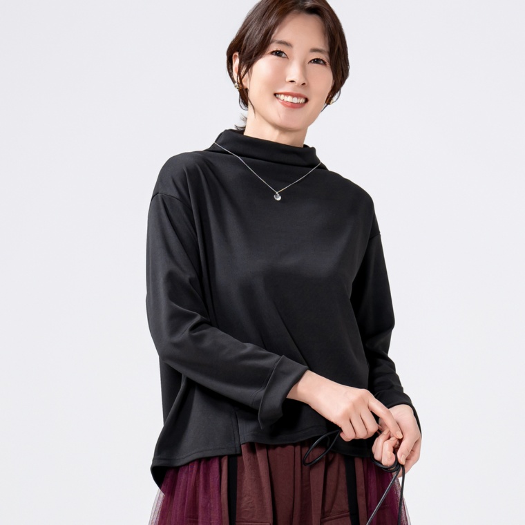 Provador ストレッチポンチ ボトルネックプルオーバー