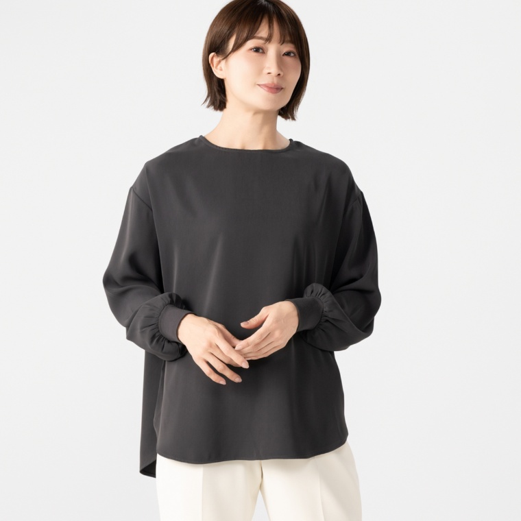 eM by Emma Taylor バックジップTブラウス