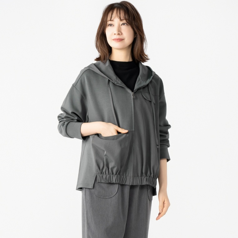 ModdedAnce 異素材切り替え裾ギャザーパーカー