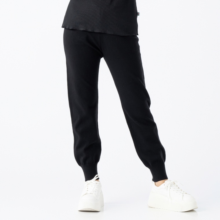 KidsAngel リラックスニットテーパードパンツ