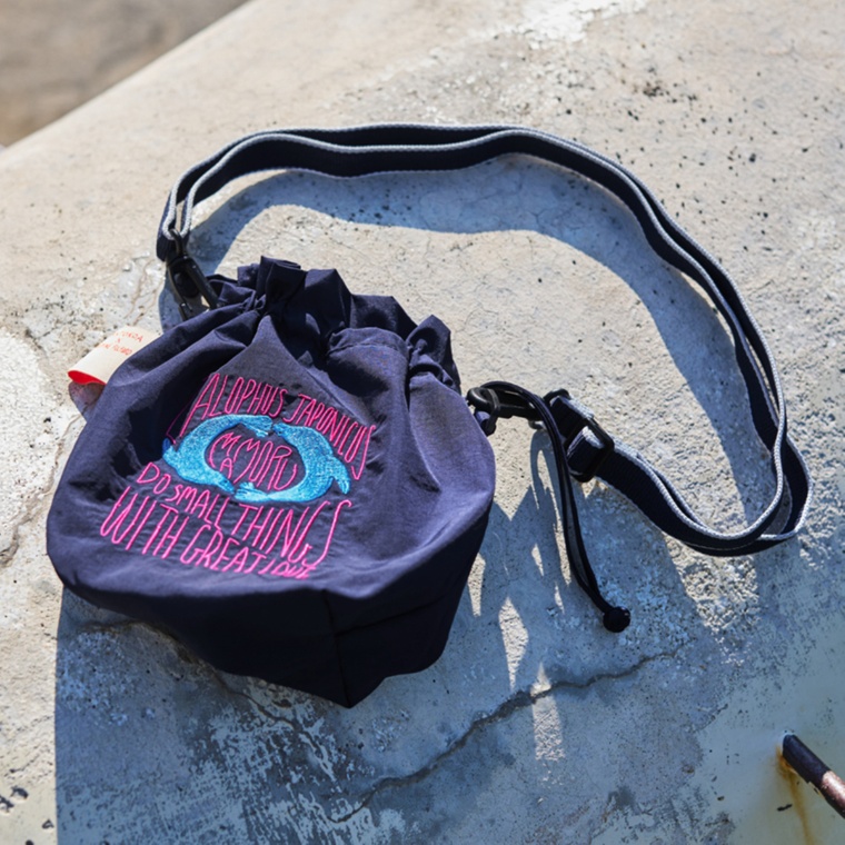 KATOKOA mamoru 巾着ポーチ[ニホンアシカ]