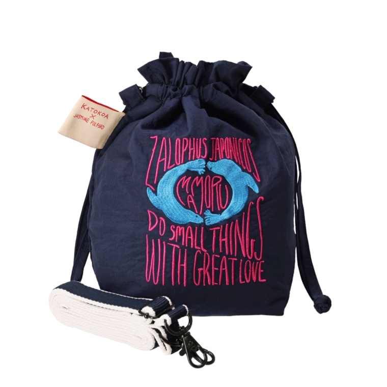 KATOKOA mamoru 巾着ポーチ[ニホンアシカ]