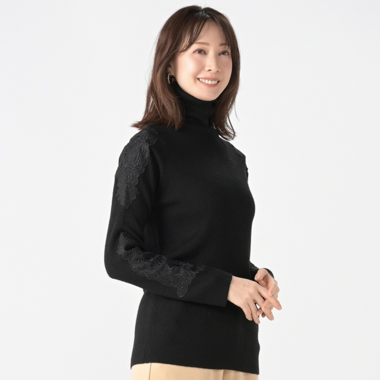 JEWEL MORRY’S モチーフレース タートルニットプルオーバー