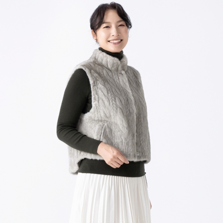 MINHA KILAKILA フェイクファー型押しリバーシブルベスト