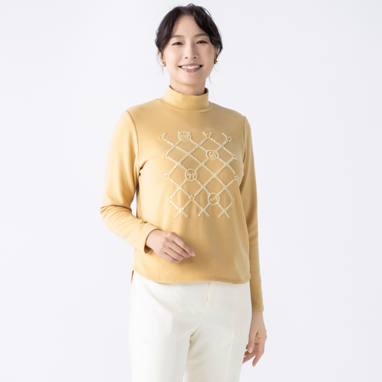 スパンコール　ベア MINHA KILAKILAスパンコール刺しゅうニットプルオーバー