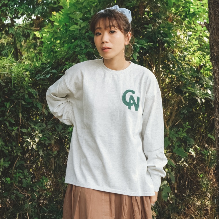 Carney ロゴ刺繍ボックスシルエットプルオーバー