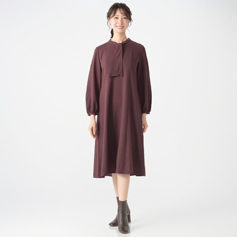 CARRIERE 幾何柄ボウタイ風プリントワンピース