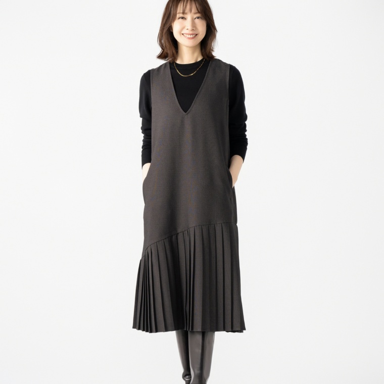 CARRIERE Vネック裾プリーツジャンスカ