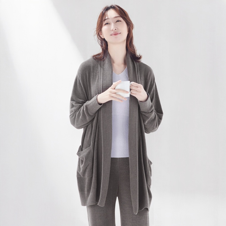 attaca さっと羽織れるカーディガン