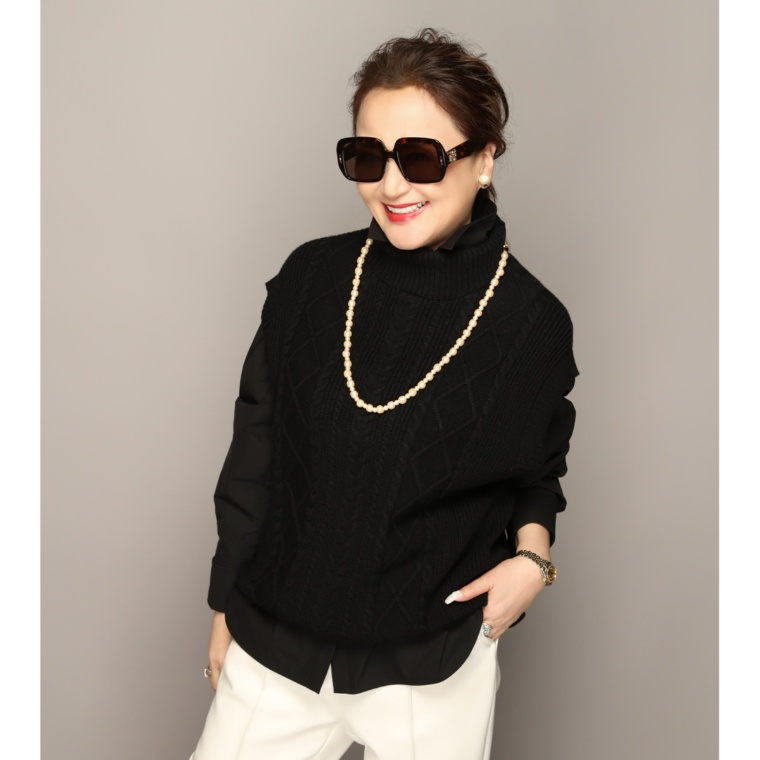 Anne Coquine ウールミックスケーブル編みタートルニットベスト